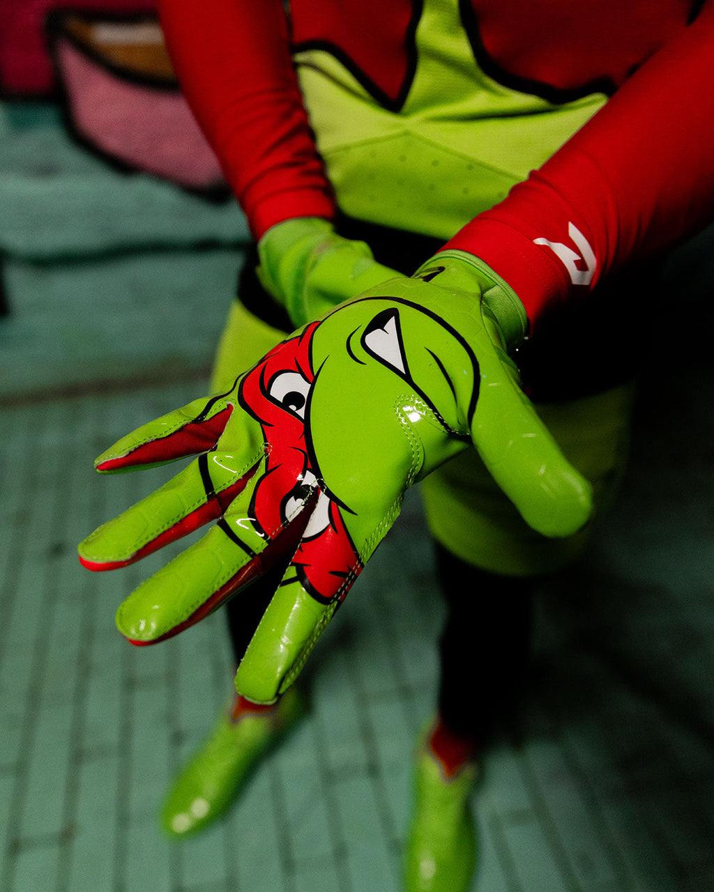 Ninja Turtles: Raphael Football Gloves – VPS5 by Phenom Elite