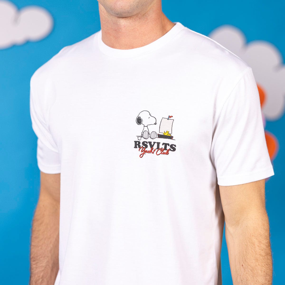 Peanuts "Sailin' Away" – Crewneck Tee